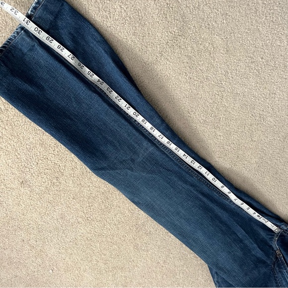 Vintage 2010 Polo Ralph Lauren Classic Straight Leg Jeans in Morningside Wash - Picture 12 of 13